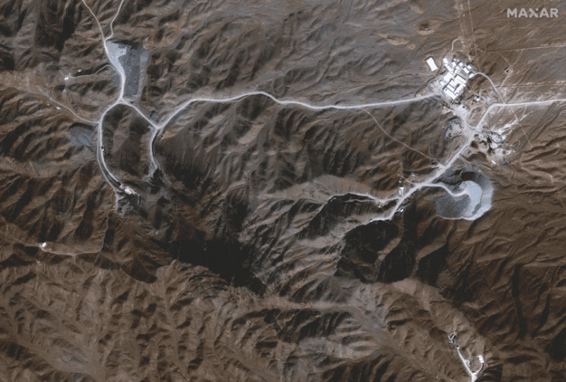 이란 "美·이스라엘, 나탄즈 핵시설 또 공격…방사능 누출 없어"