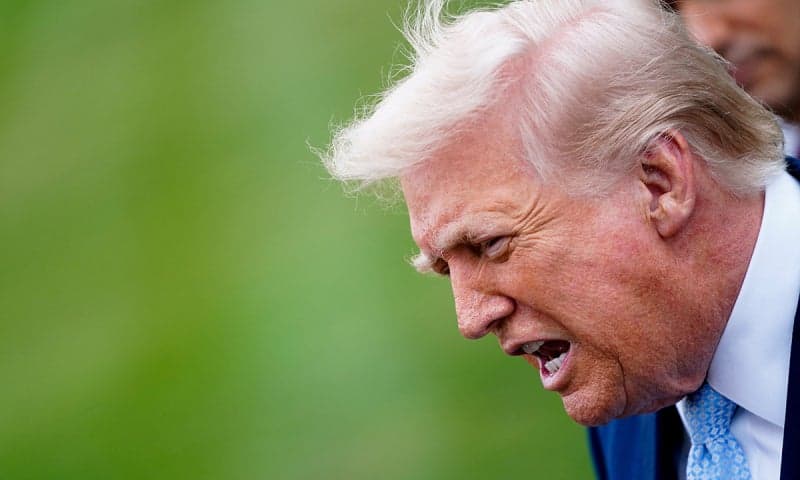 트럼프 "48시간 내 해협 개방" 최후통첩…이란, 강한 보복 맞불 속 확전 위기