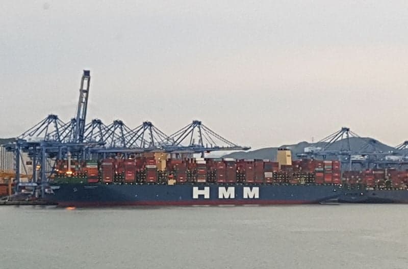 부산시민 75%, "HMM 본사 올해 안 부산 이전해야" 조기 이전 요구