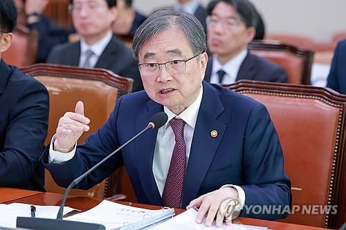 조현, 네덜란드 외교장관과 통화…"에너지 공급망 협력 확대 기대"