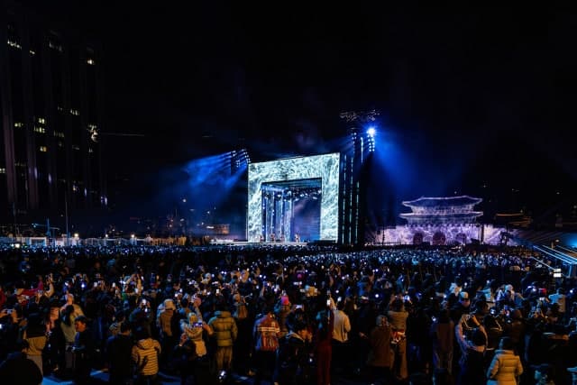 “현장에 함께 있는 기분”…넷플릭스 BTS 컴백 라이브, 전 세계 1840만명 시청