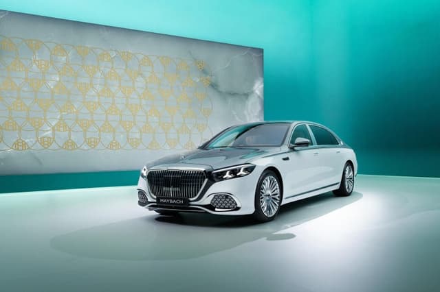 "품격의 완성"…벤츠, '더 뉴 메르세데스-마이바흐 S-클래스' 세계 최초 공개