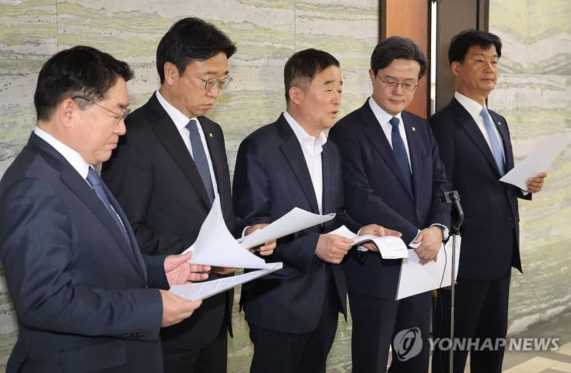 與, 2차 종합특검 개정안 제출…“수사기록 제출 의무화·파견인력 증원”