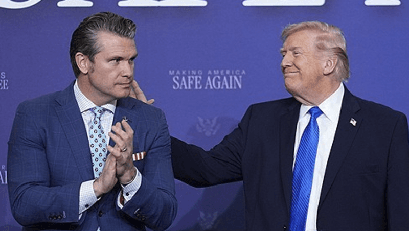 트럼프 "헤그세스가 먼저 전쟁 주장"…비판 커지자 책임 돌리나