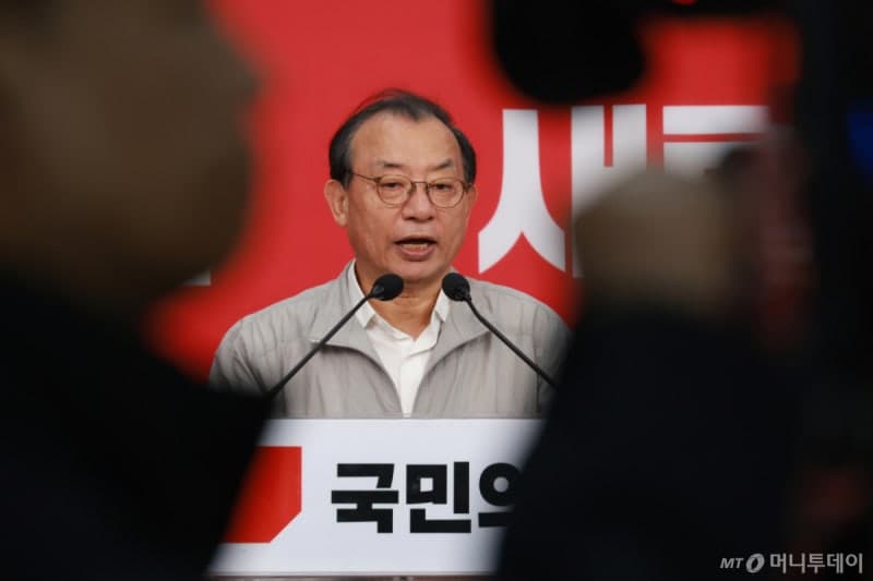 이정현 "남은 건 경기…차원 다른 경제·산업 전략가 필요"