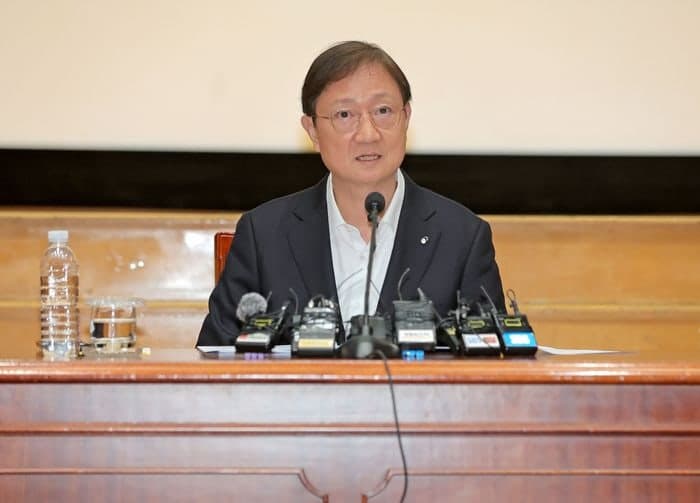 이찬진 "해외사모대출 불완전판매 신호 감지...관리 강화"