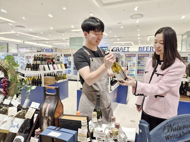 롯데百 광복점, 실내 캠핑형 주류 축제 '주락펴락' 개최