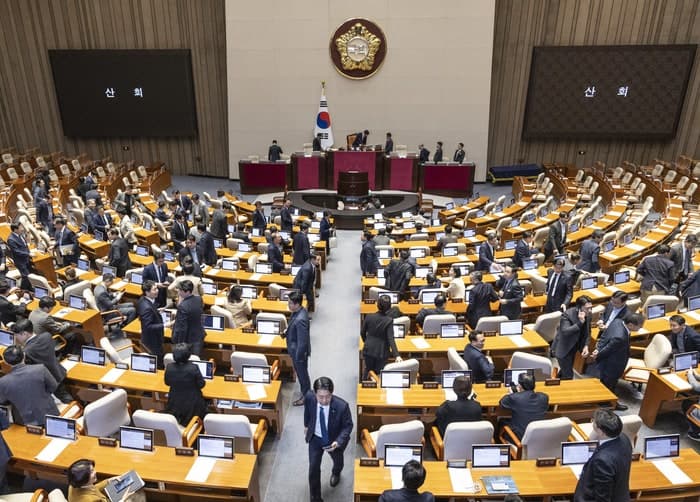 국회의원 10명 중 9명 재산 늘었다…1위는 안철수, 평균은 28.8억