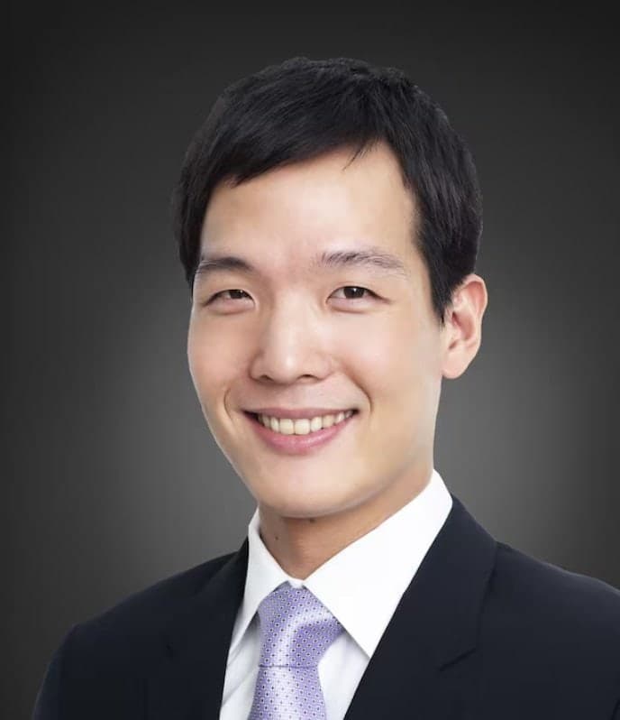 김동원 한화생명 사장, '일반인' 배우자와 비공개 결혼…3형제 모두 가정 꾸려