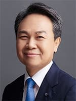 진옥동 신한금융 회장, 87% 찬성률로 연임 확정…"WM·시니어·글로벌 집중"