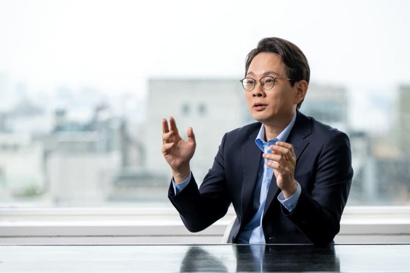 방경만 KT&G 대표 "보호무역·고환율, 선택과 집중으로 타개"