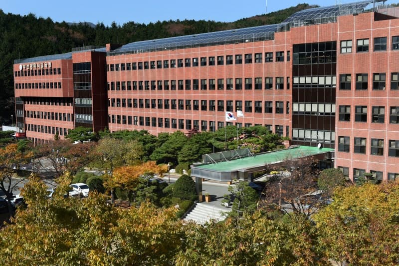 부산교육청, 교육공무직 10개 직종 명칭 '실무사'로 전면 개편