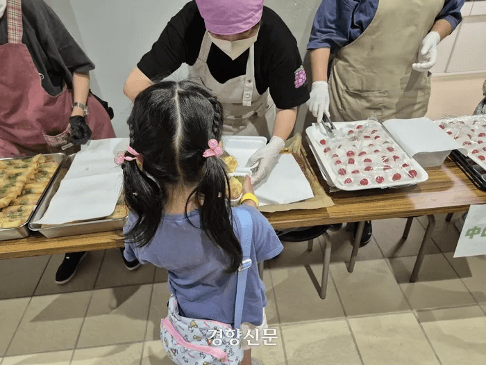 日 '저출산'에도 어린이 인구 증가한 까닭은? 외국인 아이 10년 새 50% 증가