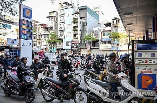 '우리도 재택·단축근무?' 아시아 각국, 에너지 대란에 코로나19식 대응