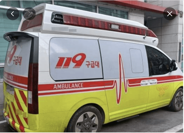 광주 도로 한복판 멈춰 선 승용차, 대형버스 추돌해 2명 사상