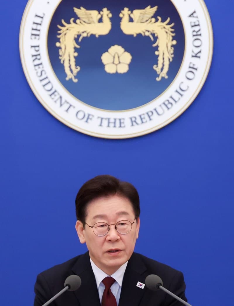 이재명 대통령 지지율 69% 취임 후 최고치