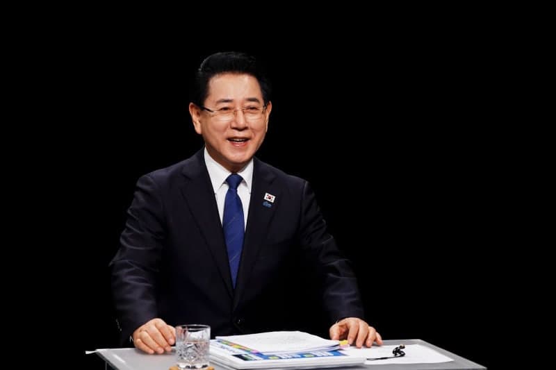 김영록 "서울 용산 아파트 즉각 매도하겠다"