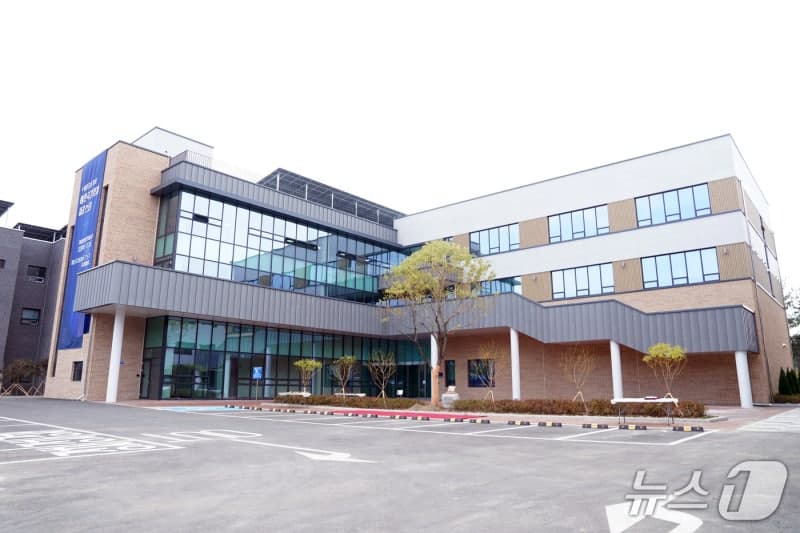 홍천군 "크로스포인트 테라퓨틱스 36억 투자 유치"