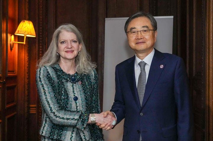 조현 외교장관, 美국무차관 만나 "호르무즈 해협 상황 우려"