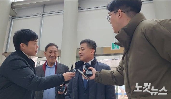 정성주 김제시장 '뇌물 의혹' 불송치…전 국장·업체 대표는 송치