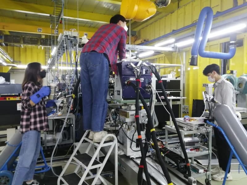 물 '액체 임계점' 세계 첫 관측…30년 난제 풀었다