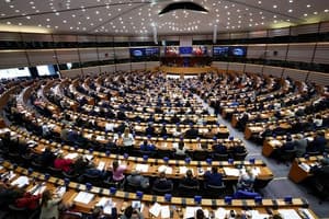 유럽의회, 미·EU 무역협정 승인…"美 불이행시 협정 중단 가능" 조건 포함