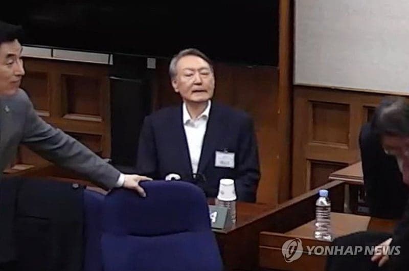 尹, "내란 특검법 위헌 소지 있다" 재차 헌법소원 청구…지귀연 재판부 각하에 불복