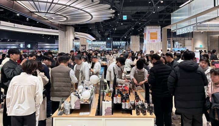 교촌 발효공방1991, 신세계백화점 대구점서 '은하수 막걸리' 앵콜 팝업 7일간 운영