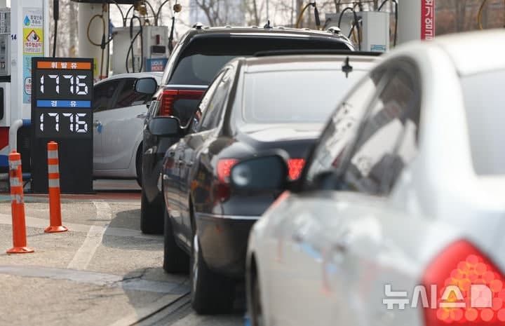 2차 최고가제 첫날, 기름값 2천원대 진입