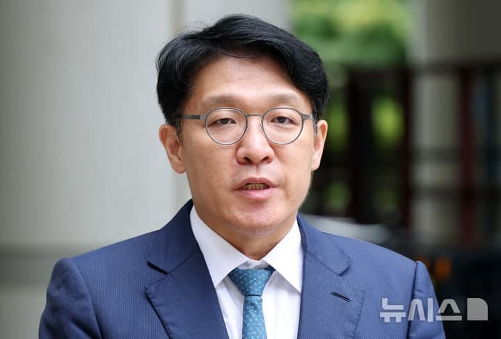 '김건희 공천청탁' 김상민 前검사 항소심 5월 8일 선고…'이우환 그림' 진위 집중심리