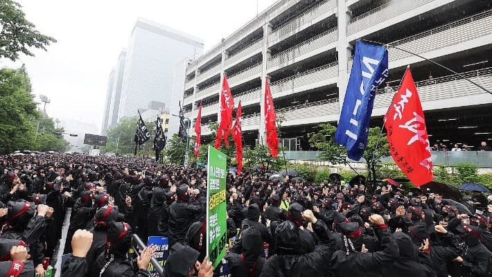 삼성전자 노사, 성과급 갈등 재점화…5월 총파업 위기