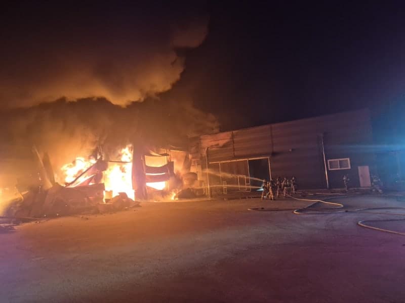 밤사이 충북 음성 필름 공장·진천 야산서 잇따라 불…주민 대피소동