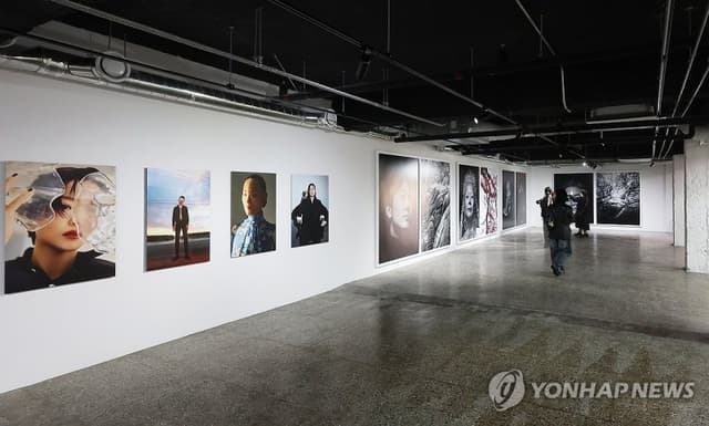 참여형 사진문화공간 '경기사진센터' 개관, 손승현 센터장 인사말