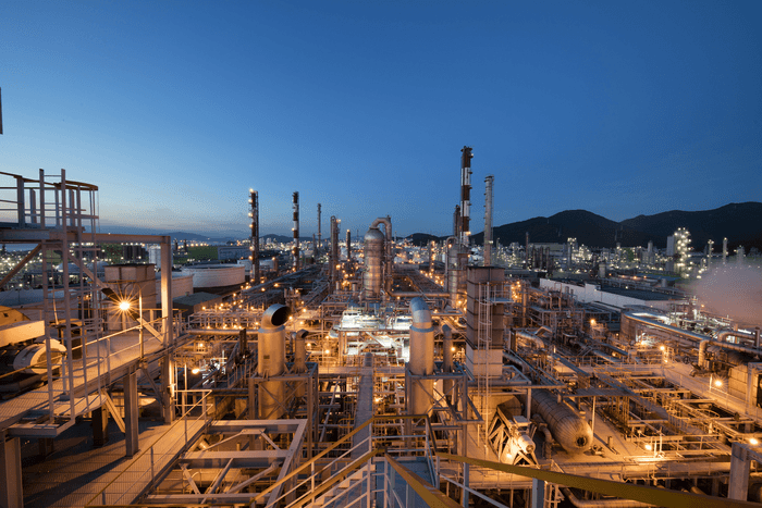 롯데케미칼도 여수공장 가동 중단…'나프타 쇼크' 확산