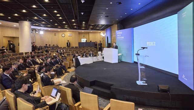 SKT, 5월 SK브로드밴드 완전 자회사 편입…'T+B' 시너지 강화