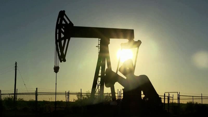 '中도 호르무즈 통항 제한'에 유가 5% 급등…WTI 100달러 돌파, 2022년 7월 이후 최고치