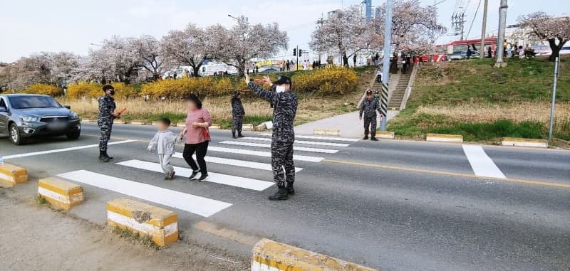 "하루 최대 15만명" 청주시, 벚꽃 개화기 무심천 안전관리 강화