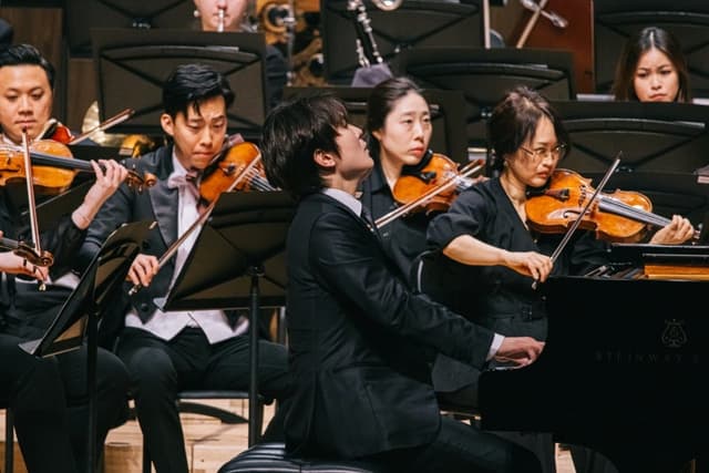 조성진의 깊어진 쇼팽, 통영의 봄날을 섬세한 울림으로 깨우다