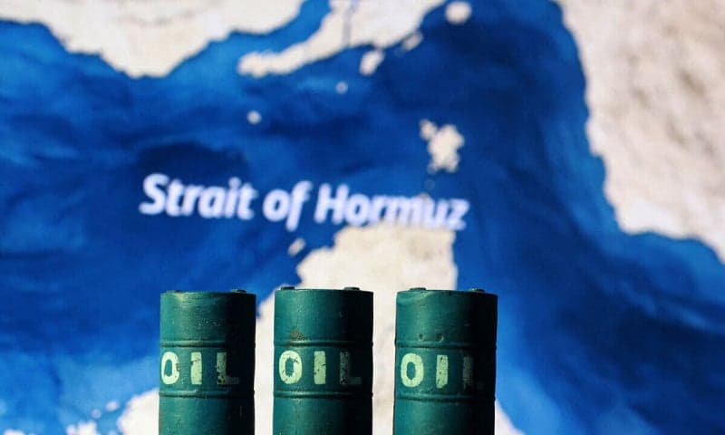 이란, 호르무즈에 '톨게이트' 추진…미국 "불법·세계 위협" 반발