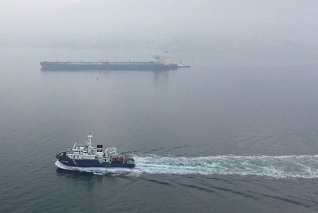 여수해경, 중동산 원유 200만 배럴 실은 초대형 유조선 안전 호송…"안전 적극 관리"