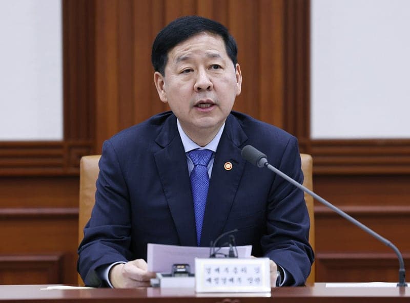 고유가 위기 대응: 차량 5부제 검토 및 25조 추경 편성