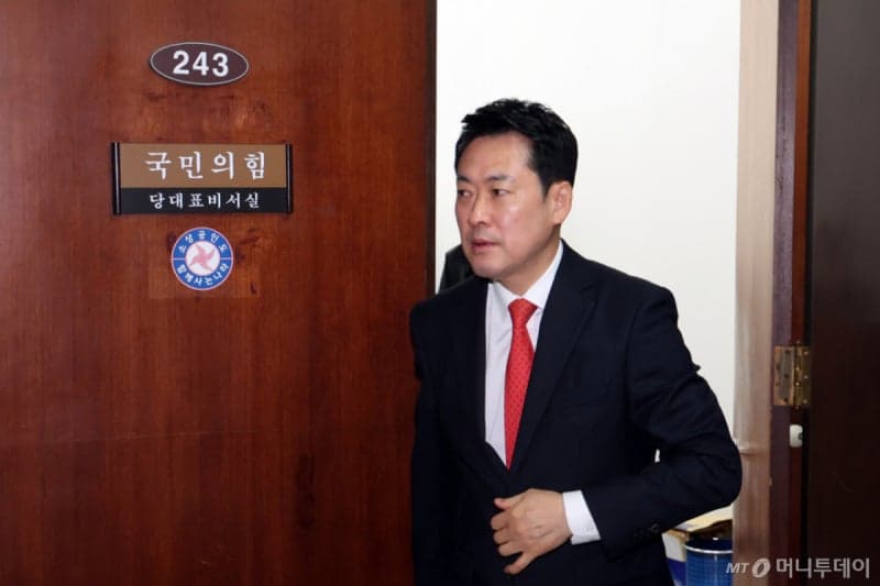 장동혁 "전재수·송영길·김용 출마 예정, 민주 '범죄자 전성시대'"