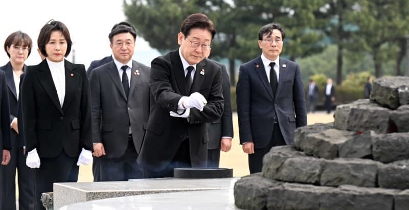 李대통령, 제주 4·3 평화공원 참배 "국가폭력 민형사 시효 폐기"