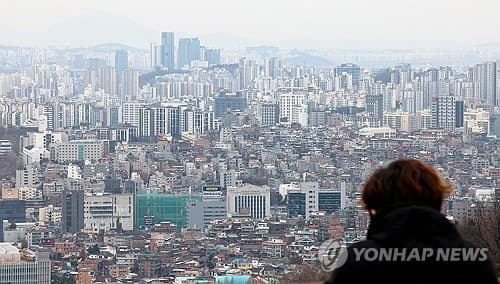 "서울 아파트값 1.43% 상승…강남구는 2년 만에 하락 전환"