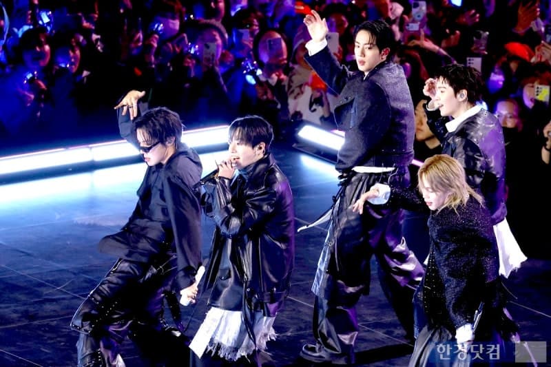 BTS 컴백 주말, 광화문 카드 사용 0.5% 감소했지만 외국인 결제는 74% '껑충'