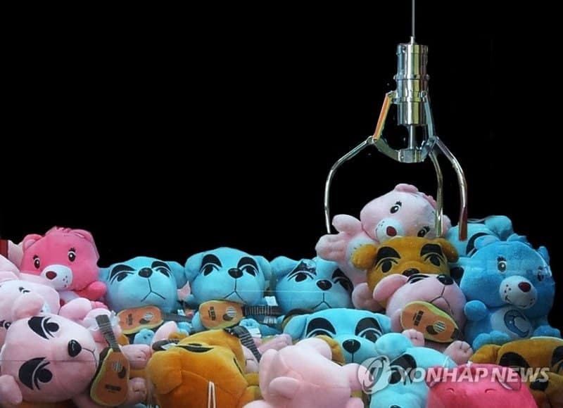 홍대 인형뽑기방 5곳 털어 1600만원 훔친 10대 일당 경찰에 붙잡혀