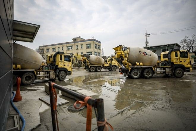 반도체 효과 충북 4.4% 성장 독주, 건설 한파에 대구·전남 역성장