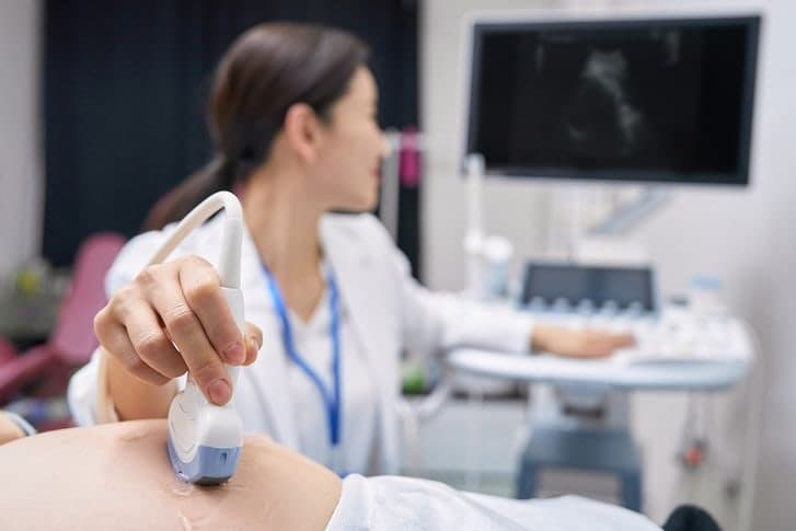 '산부인과' 간판 뗀 의원 10곳 중 4곳, 분만은 12% 불과…저수가·의료사고 부담 등 요인