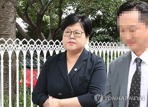 '이태원 막말' 김미나 창원시의원, '李대통령 명예훼손' 혐의로 또 재판행