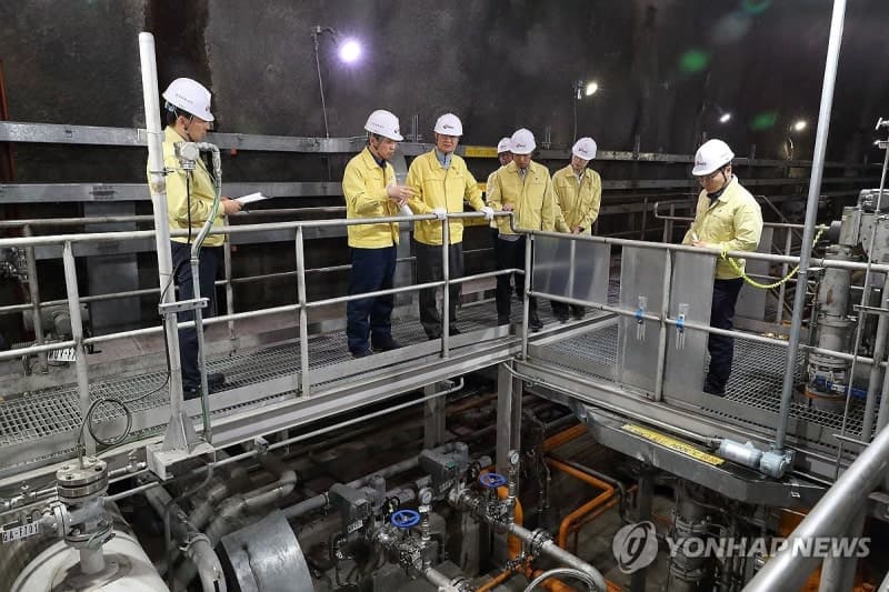 정부 "울산 석유 90만 배럴 北 유입설은 가짜뉴스…엄정 대응"